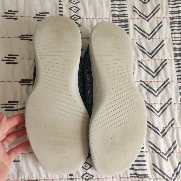 Allbirds Merino Wool Gray Runner Sneakers - Picture 10 of 12